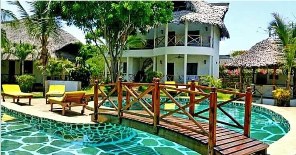 Marine Holiday House Malindi Esterno foto